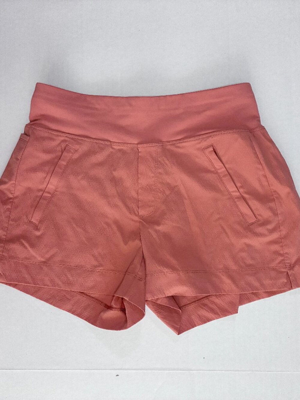 Athleta Trekkie North Shorts -  Women's Size 2 - Dusty Apricot